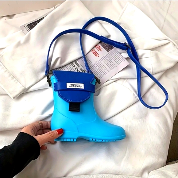 Vibrant Cartoon Design Crossbody Shoulder Bag - Buckle Closure - Picture 1 of 5